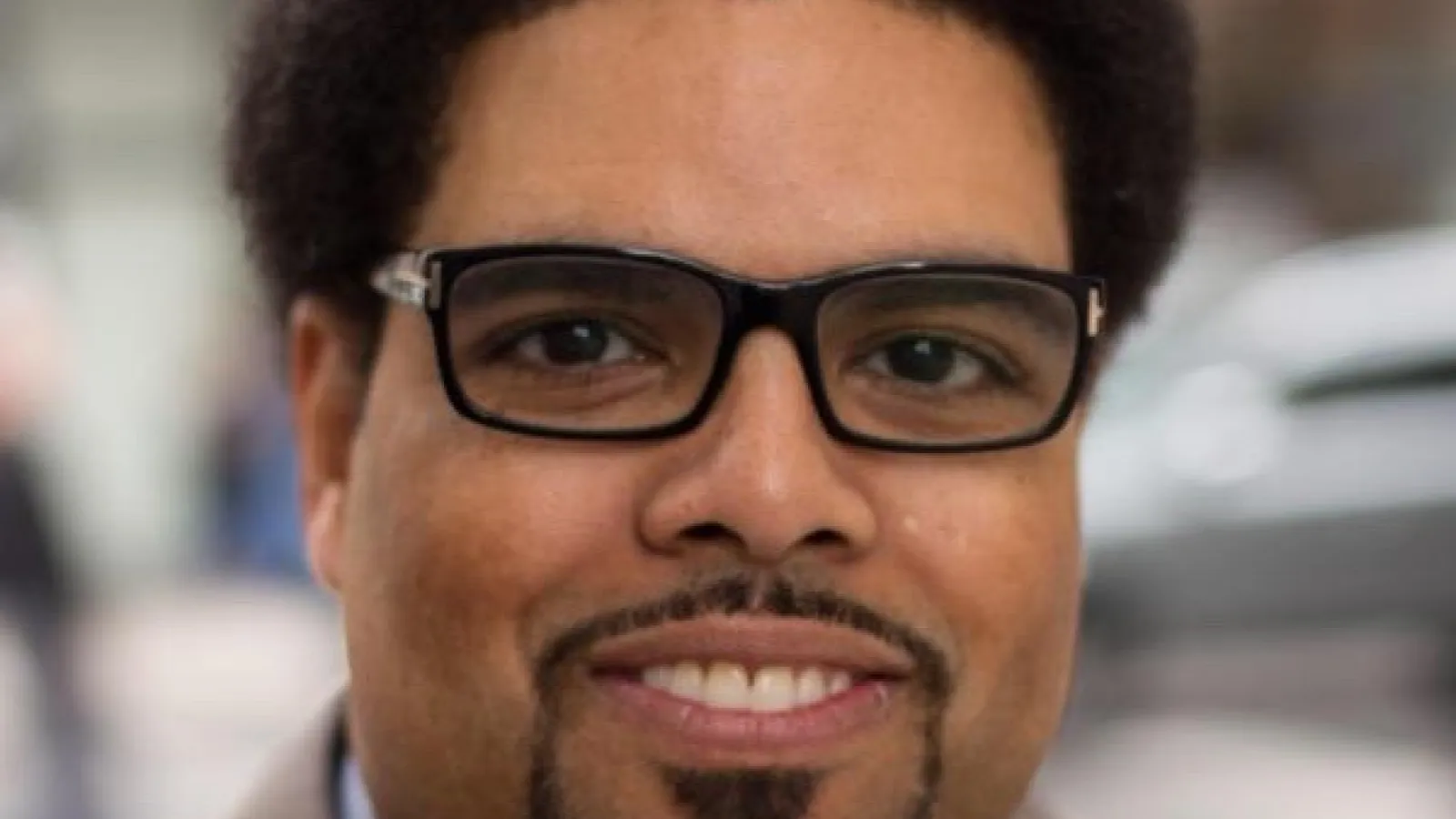 Darrick Hamilton headshot