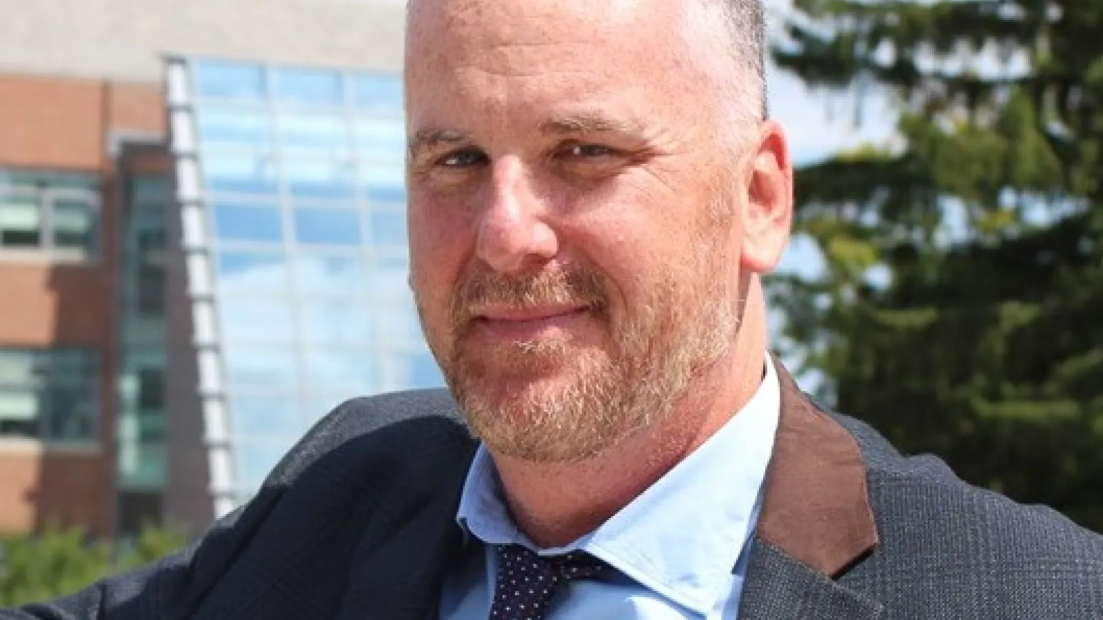 Picture of Michael Lynch