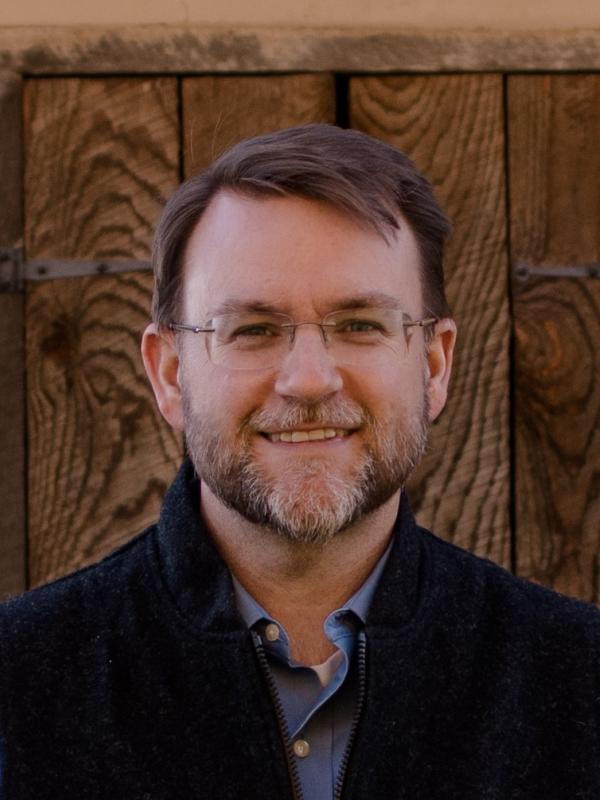 Piers Turner headshot